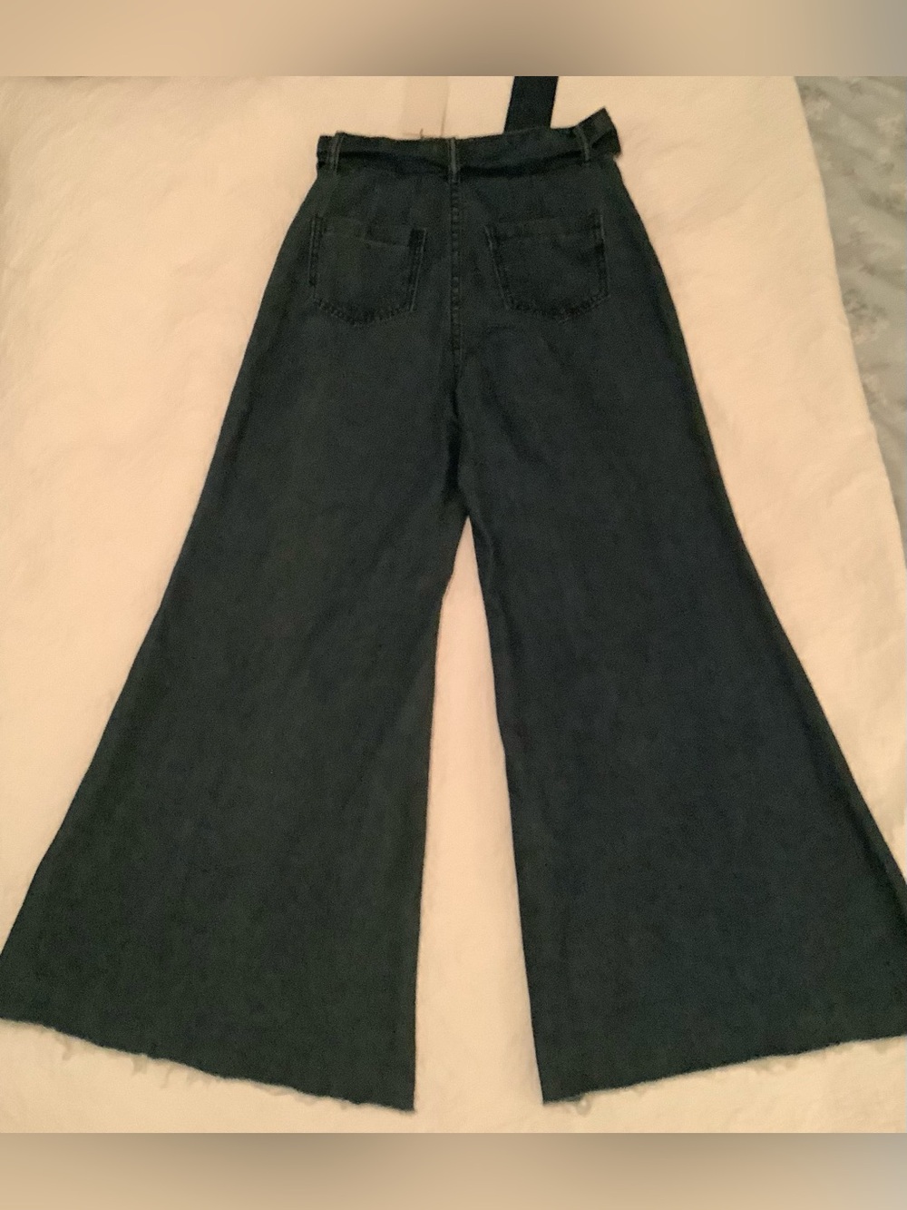 Wide Leg Flare Jeans in Dark Indigo New Dazy Flare Wide Leg Y2K Jeans with belt